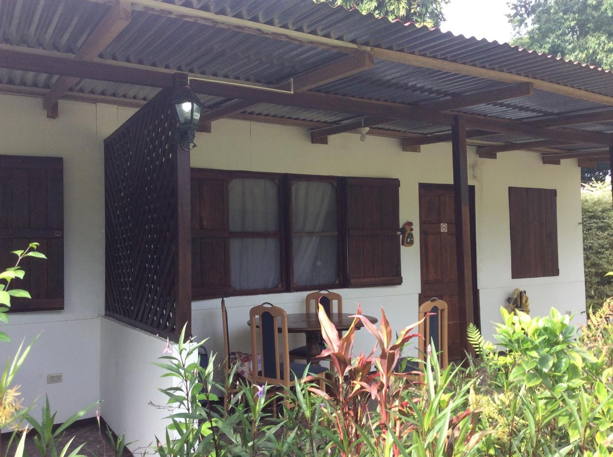Cabinas Los Tucanes Cahuita Camera foto